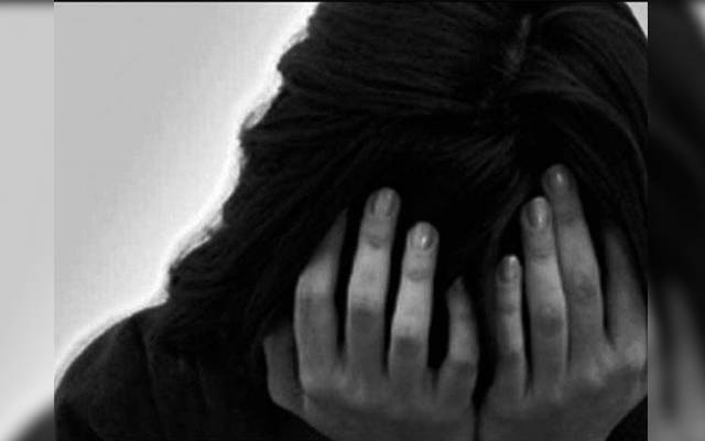 نوجوان نے لڑکی سے دوستی ختم ہونے پر اس کی تصاویر سوشل میڈیا پر وائرل کردیں