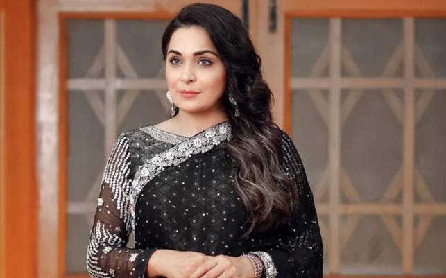Meera jee declared wife 