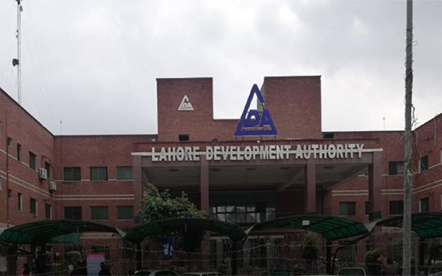 LDA
