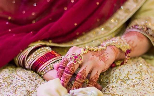 Bride torture groom,Indian,Haryana
