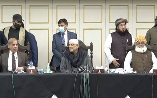 تحریک انصاف کے دن گنے جا چکے، فضل الرحمان
