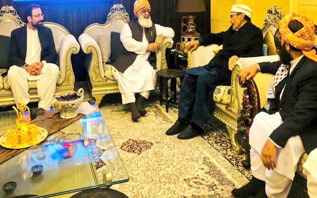  چودھری شجاعت حسین کی مولانا فضل الر حمان کے گھر آمد