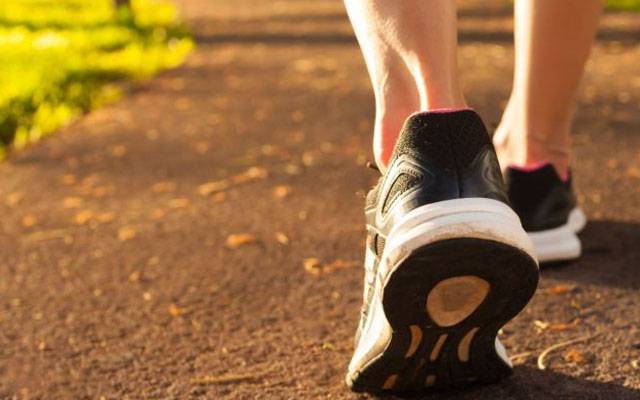 پیدل چلنے سے موت کا خطرہ کتنے فیصد کم ہوتا ہے ؟ماہرین نے بتا دیا