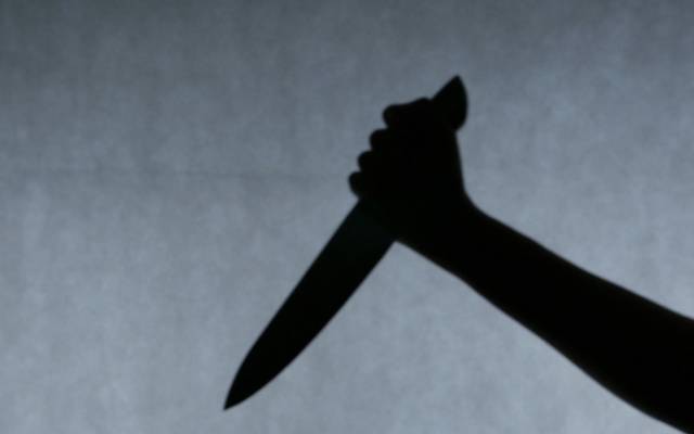 kahana,girl attacked,his sister with knife