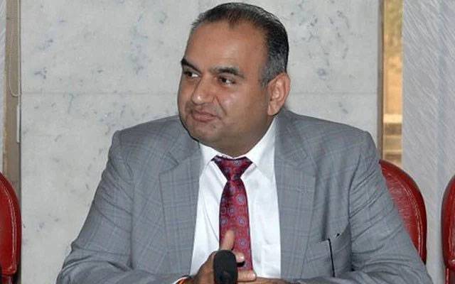 منحرف ارکان کے گھر کے باہرہنگامے،پی ٹی آئی اراکین گرفتار