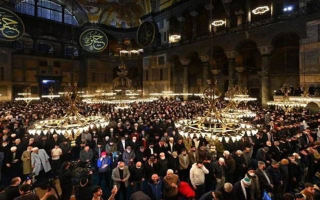 پُرمسرت منظر، آیا صوفیہ میں88سال بعدنماز تراویح کی ادائیگی