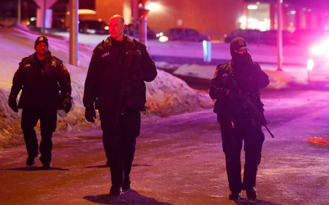toronto police patrolling in Scarborough