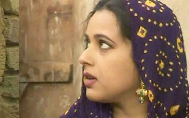 Pakistani actress,singer,arifa siddiqui 
