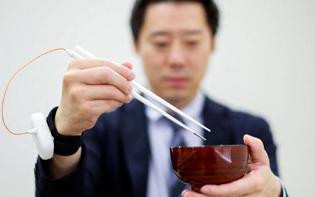 computerized chop stick