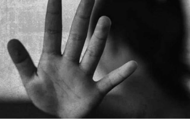 Ghazia abad,step father,attempt to rape daughter