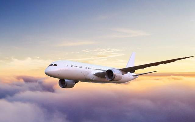 Internationl flights,Crude oil,Supply 