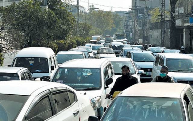 Roads closed,fruit,vegitible supply