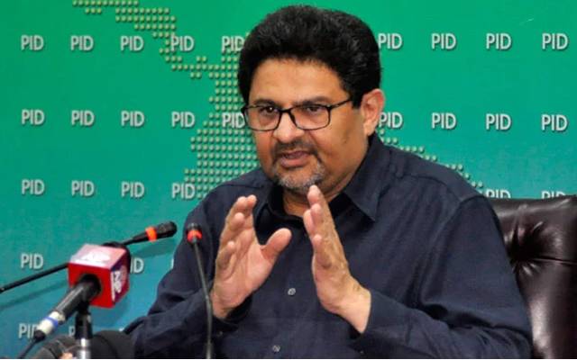 مالی پوزیشن کو مستحکم رکھنے کے لیے سخت مالیاتی پالیسی کی ضرورت ہوگی، مفتاح