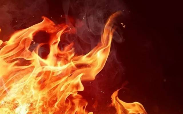 آتشزدگی کے باعث 33 سالہ خاتون جھلس کر جاں بحق