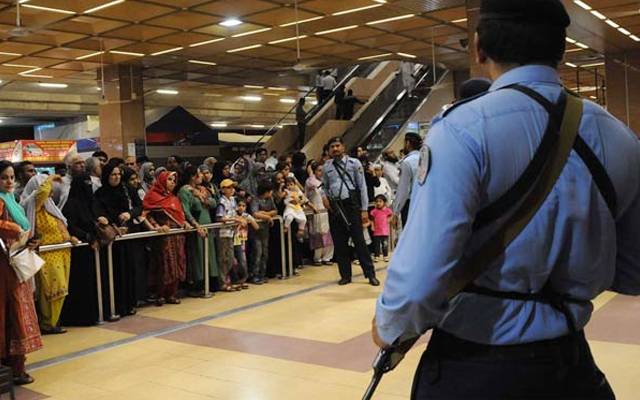 کراچی سے افغانی خاندان کو حراست میں لے لیا گیا 