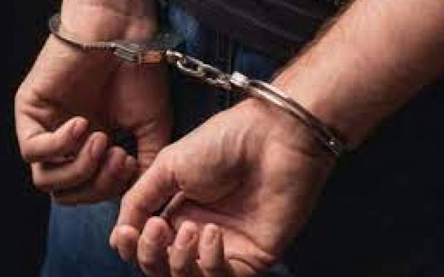 Nishtar colony,policeman involved,dacoity,arrested
