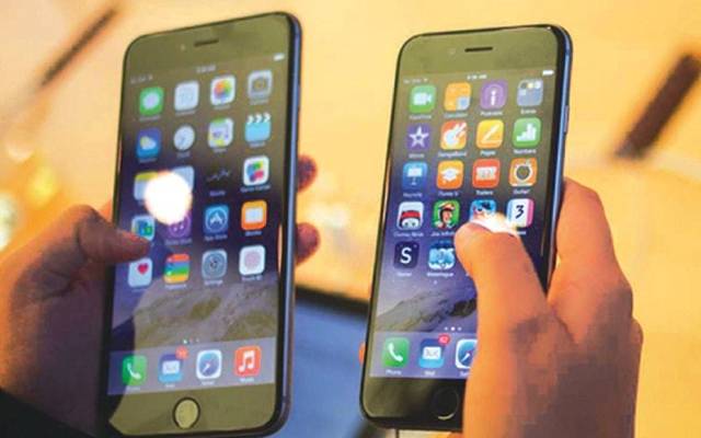budget,Mobile phone price,increased