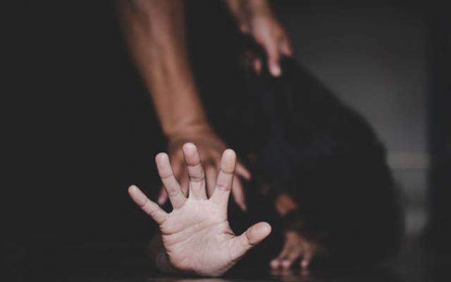 Muzafar, garh,wemen rape,during dacoity