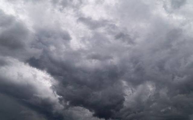 Clouds,storng wind,city42