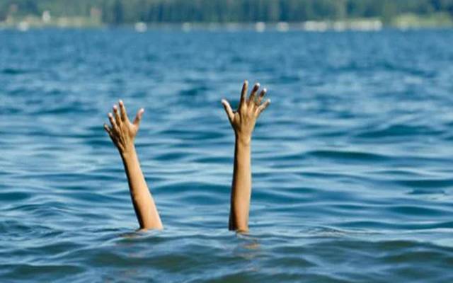  بے نظیر بھٹو شہید پارک کی جھیل میں نہاتے ہوئے متعدد افراد ڈوب گئے