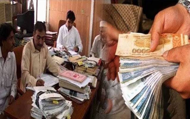 Railway lhr division gives outstanding dies to employees