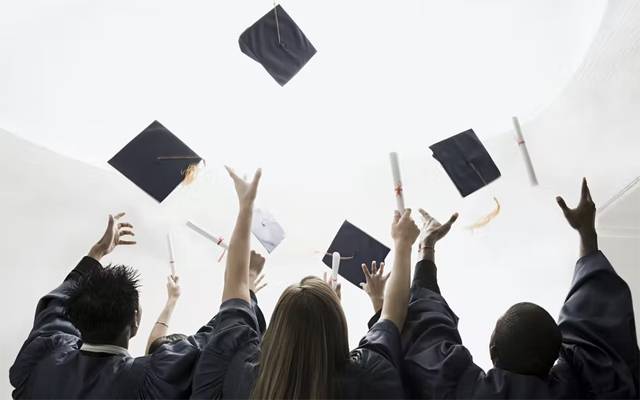 برطانیہ میں تعلیم حاصل کرنے کے خواہشمند طلباءکیلئے خوشخبری