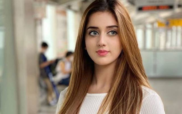 جنت مرزا،سوشل میڈیا،بیوٹی پارلر،کاروبار،سٹی42