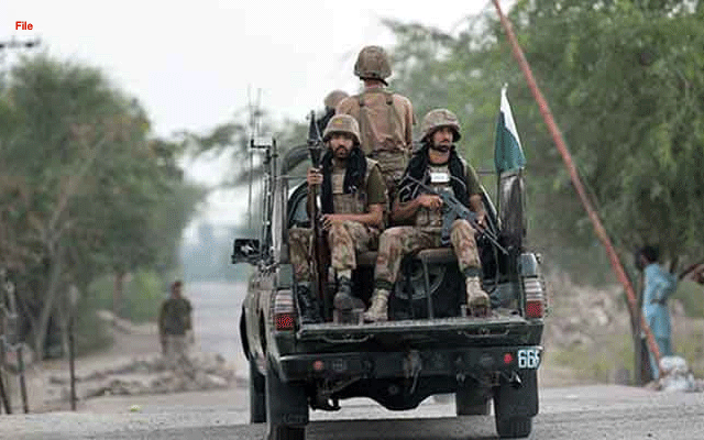  پاک فوج کے قافلے پر خودکش حملہ، 4 جوان شہید 