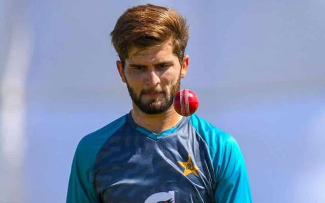 Shaheen Afridi departs for London to complete his rehabilitation