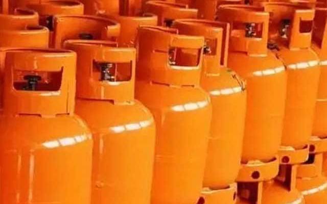 LPG price reduced by Rs 6 per kg