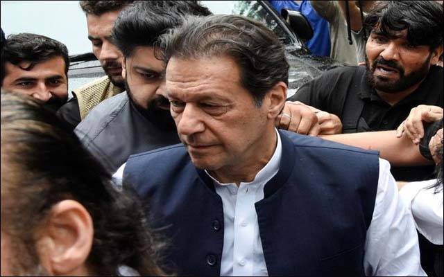 عدالتی معاونین نے عمران خان پر توہین عدالت کیس ختم کرنے کی رائے دیدی
