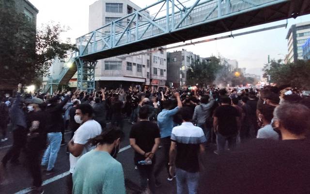 ایران میں ہنگامے، 50 افراد ہلاک، 700 سے زائد گرفتار