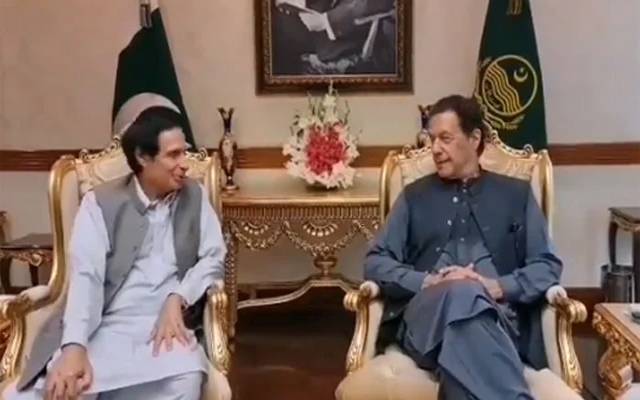 عمران خان اور وزیر اعلیٰ پنجاب کی ملاقات کی اندرونی کہانی سامنے آگئی