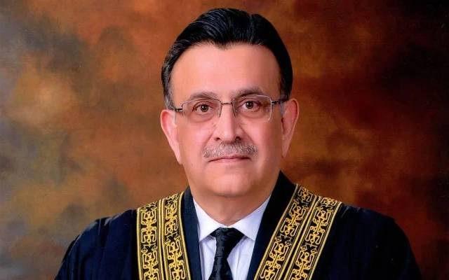تاحیات نااہلی کا آرٹیکل 62 ون ایف ڈریکونین قانون ہے: چیف جسٹس