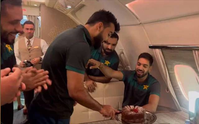 شاداب خان کی سالگرہ منانے کی ویڈیو سوشل میڈیا پر شیئر