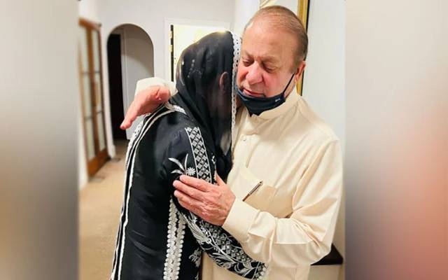 مریم نواز کی 3 سال بعد والد نواز شریف سے ملاقات، تصویر وائرل
