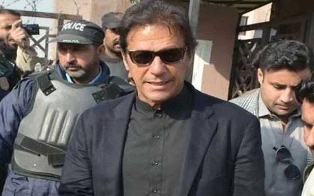  خاتون جج دھمکی کیس : عمران خان کچھ دیر بعد عدالت میں پیش ہوں گے