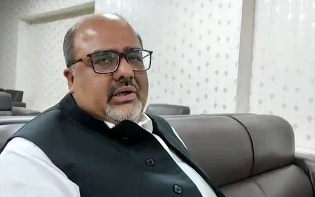 سابق مشیر داخلہ کیخلاف مقدمہ درج