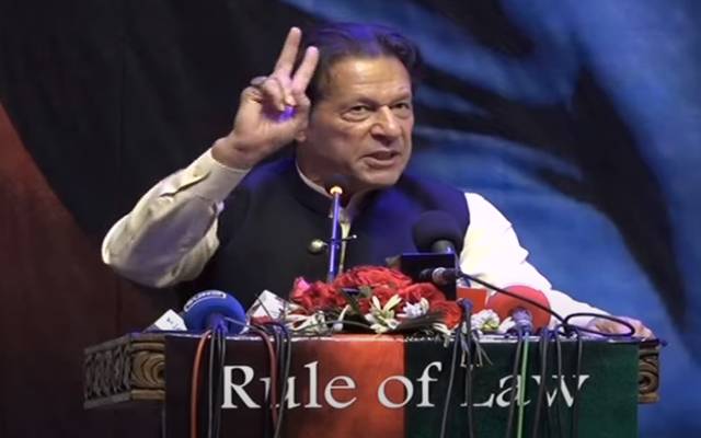 Imran khan is talking about arshad sharif 