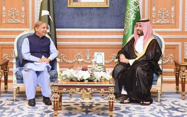 وزیراعظم نے عمرہ ادا کرلیا، ملکی سلامتی وخوشحالی کےلئے دعائیں