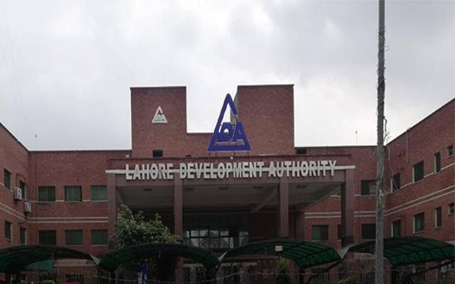 LDA 
