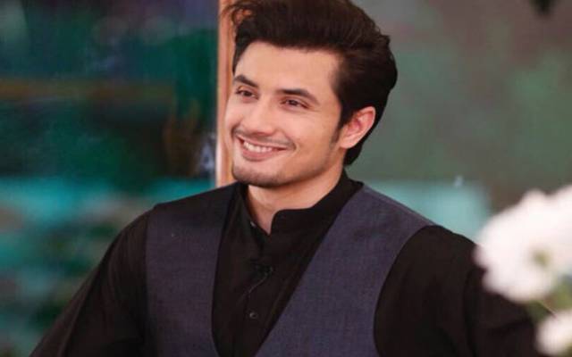 علی ظفر،گلوکار،زمبابوے،صدر،ٹویٹ،سٹی42