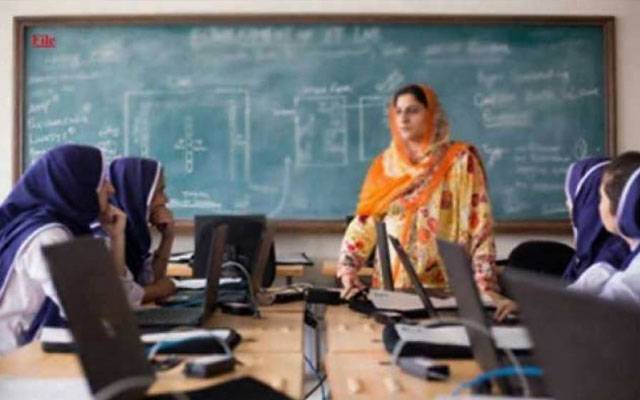 ہوشیار! محکمہ تعلیم کا اساتذہ کیخلاف بڑی کاروائی کا فیصلہ