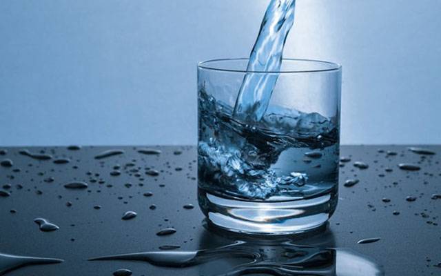 کن اوقات میں پانی پینا نقصان دہ ہوسکتا ہے؟اہم تحقیق 