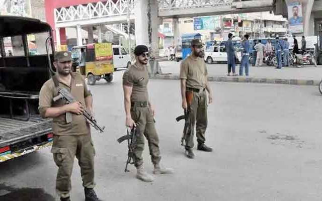 لاہور میں پولیس کی کارروائیاں، 3 ڈاکوگرفتار