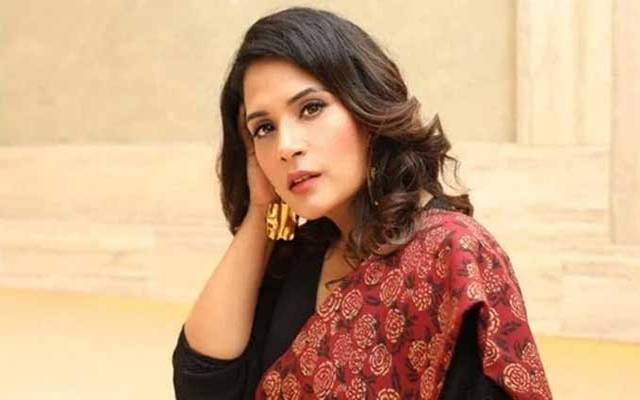 بھارتی فوج کو آئینہ دکھانے پر اداکارہ مشکل میں پھنس گئیں