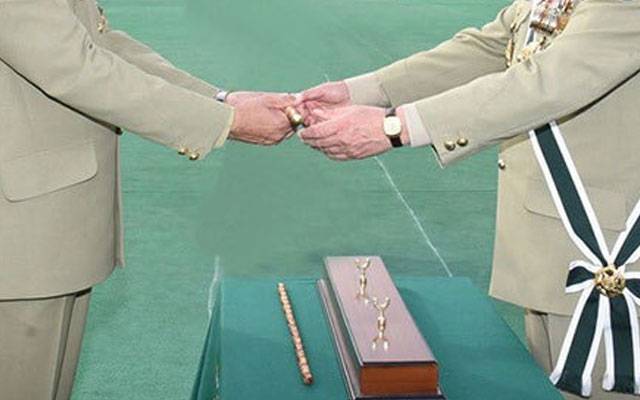  پاک فوج کی کمان کس کس کے ہاتھ میں کتنا عرصہ رہی؟ تاریخ جانیے