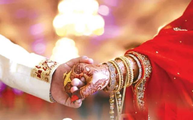 لڑکے کی غیر اخلاقی حرکت پر دلہن نے سٹیج پر ہی شادی ختم کردی