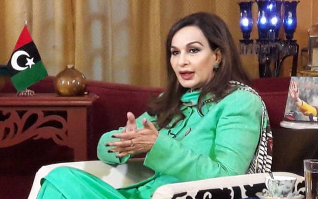  عمران خان سیاستدان کے لبادے میں ایک آمر ہیں: شیری رحمان