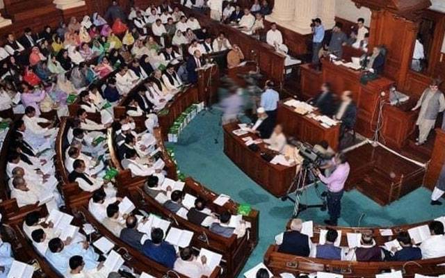 پنجاب حکومت کی تحلیل کی بازگشت، ارکان اسمبلی میں ریس لگ گئی